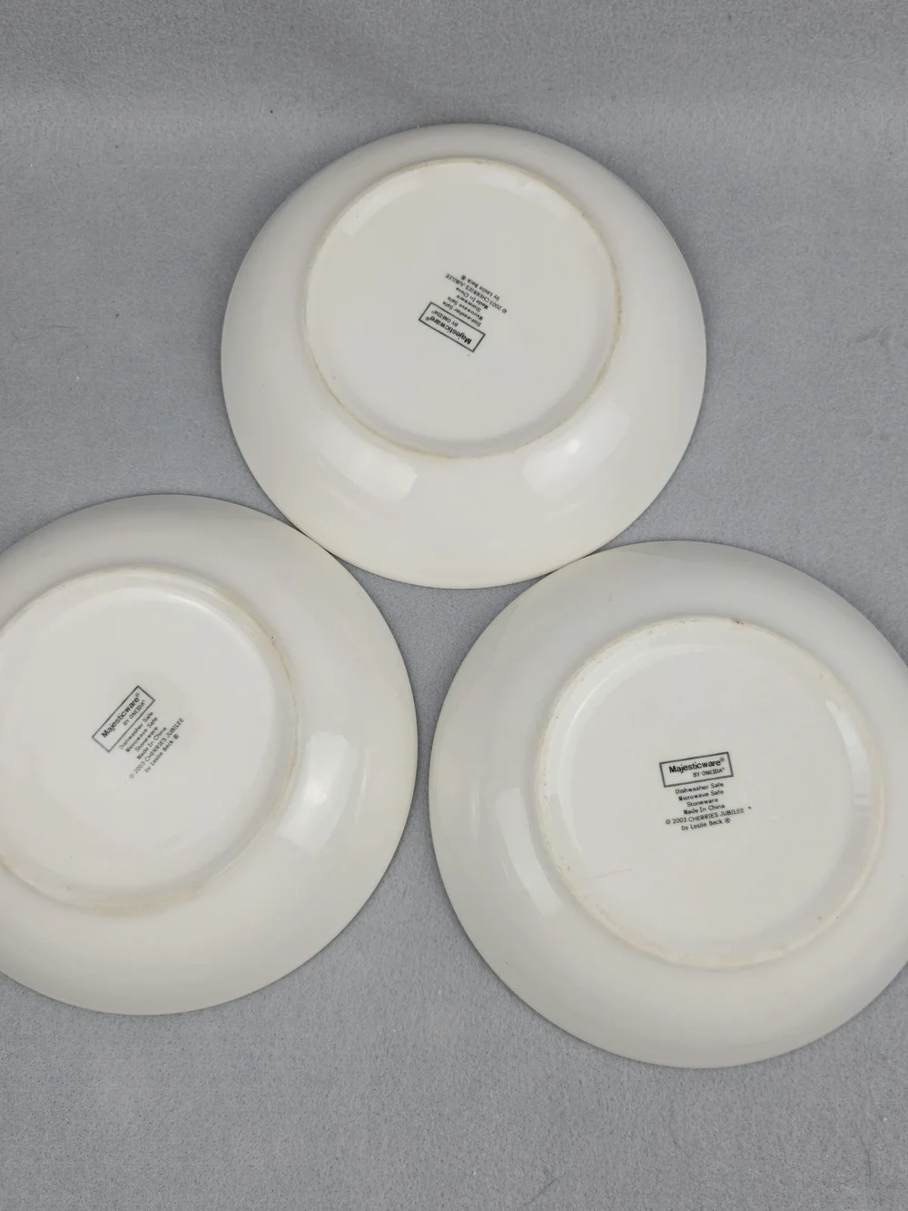 Oneida Majesticware Cherries Jubilee Bowls Set of 3